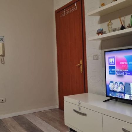 Liqeni Thate, Tirane Daire Dış mekan fotoğraf