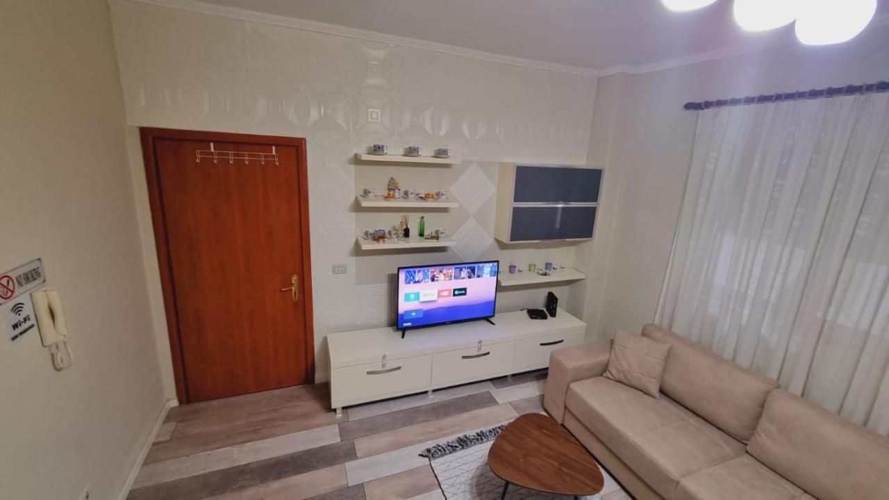 Liqeni Thate, Tirane Daire Dış mekan fotoğraf
